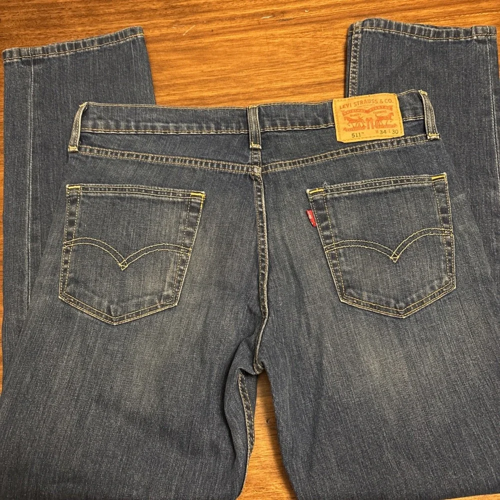 Levi's 511 Slim Straight Jeans Mens 34x30 Blue Denim Medium Wash Casual Classic‎